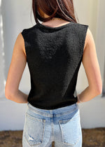 HOOK EYE VEST- BLACK