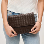 IVY WOVEN CLUTCH- ESPRESSO